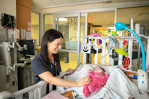  A photo of nurse in NICU 